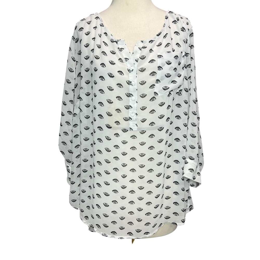 Torrid Ivy Eye Blouse Womens 3X White Black Chiffon Roll Tab Sleeve Mystical Top